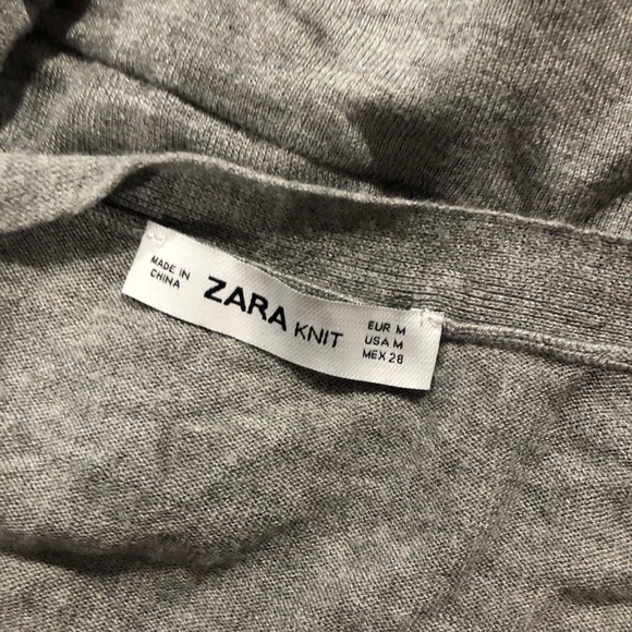 Zara Gray Button-Up Blouse - Picture 4 of 4